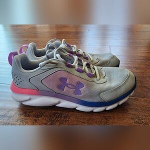 Underarmour Assert girls athletic shoes